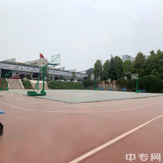 邵阳市中南科技职业学校-运动场