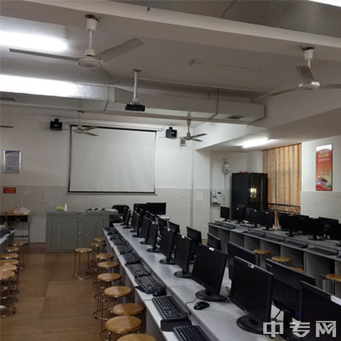 湖南省衡阳县教师进修学校-实训室三