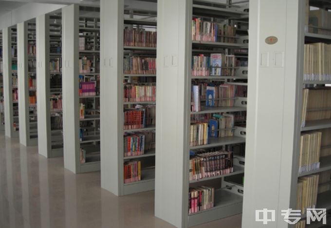 扬州生活科技学校-图书馆