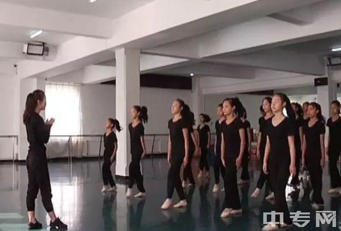 吉林省歌舞剧院艺术中等职业学校-舞蹈房
