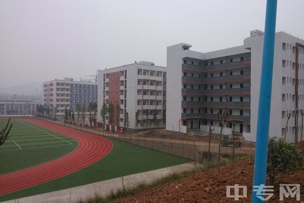 聊城高级工程职业学校-校园图片(3)