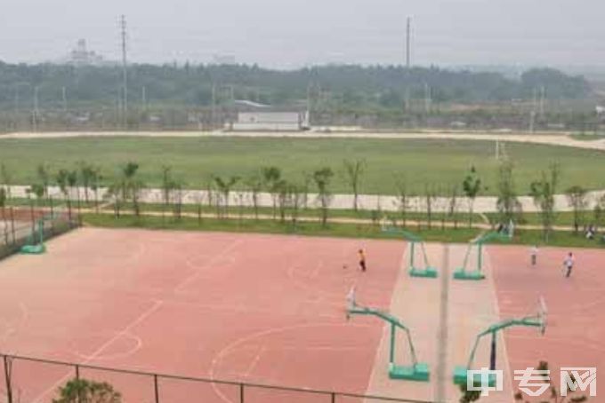 江西省水利水电学校-篮球场