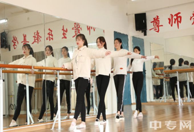 江西省信息科技学校-舞蹈课