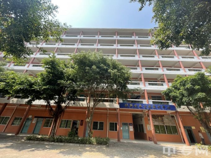 惠州市理工职业技术学校-教学楼