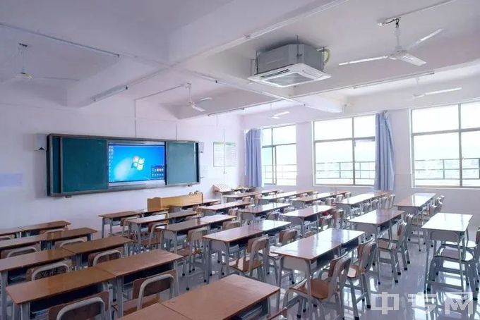 惠州市新华职业技术学校-教室