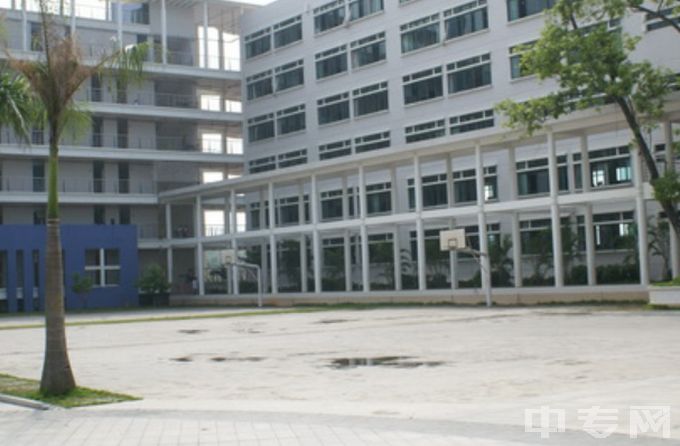 广东省技师学院-教学楼环境