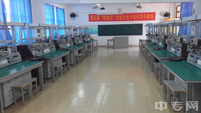 广州市增城区职业技术学校-电子技能室