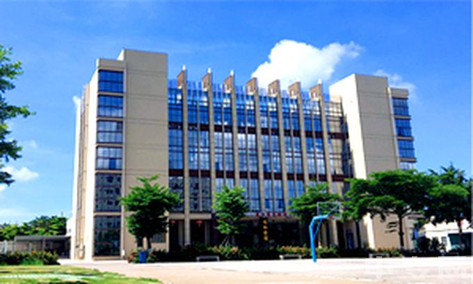 广东省农工商职业技术学校-培训大楼