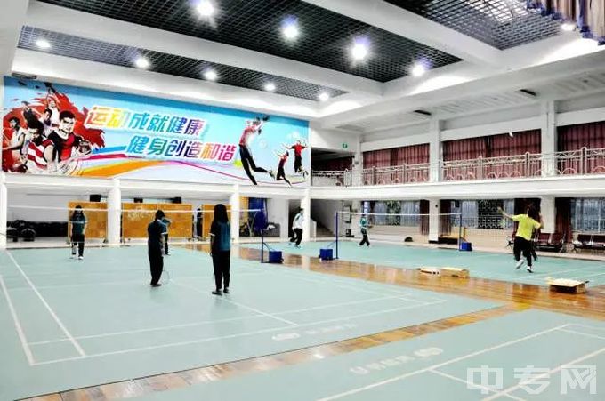 广州市番禺区新造职业技术学校-体育馆