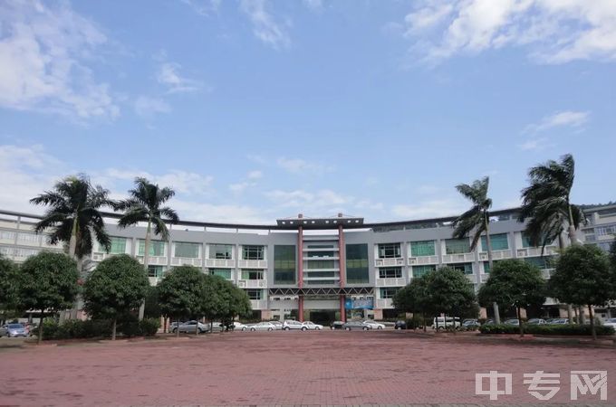 广州市增城区东方职业技术学校-行政楼