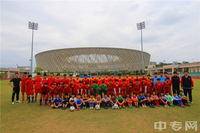 惠州市体育运动学校-足球班合影
