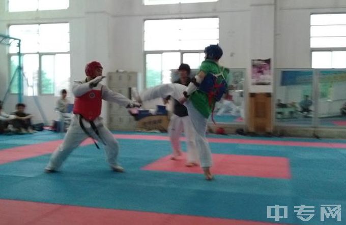 潮州市体育运动学校-跆拳道