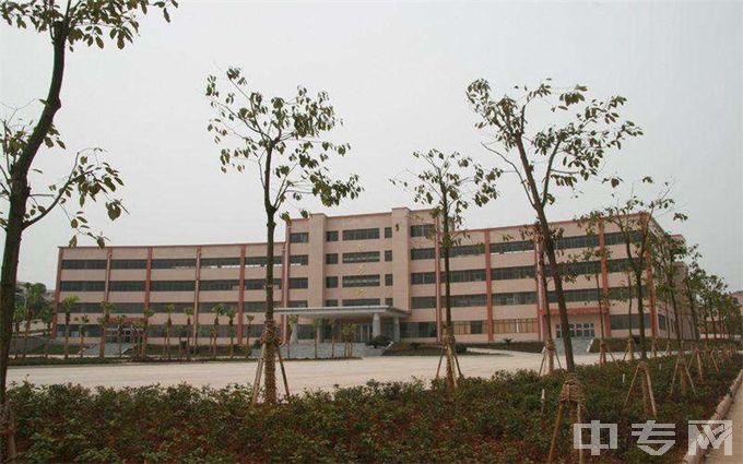 湖南工商职业学院是公办还是民办学校？