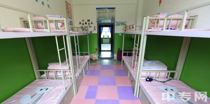循化县职业学校寝室照片、宿舍环境好不好？