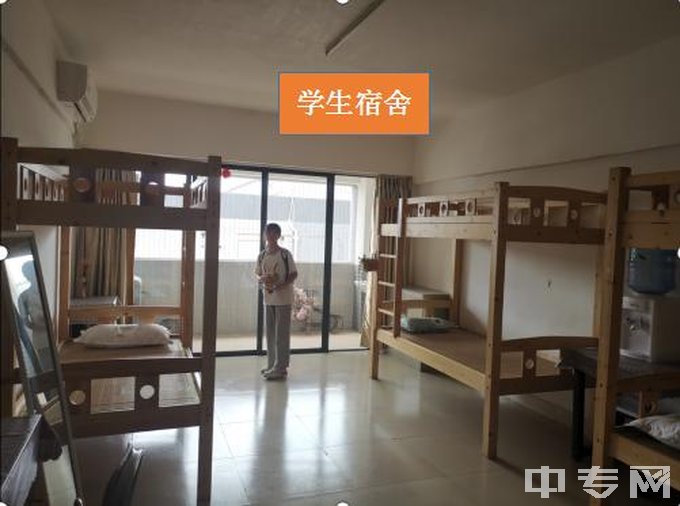 南宁市赛口职业学校寝室照片、宿舍环境好不好？