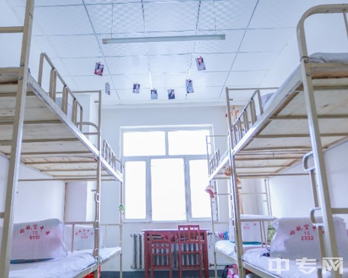 哈尔滨市航空服务中等专业学校寝室照片、宿舍环境好不好？