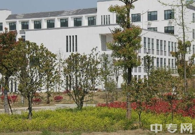 安徽交通技术学校师资怎么样、电话