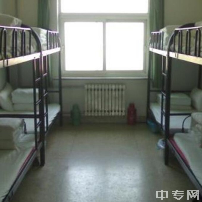 邵阳市英达中等职业学校寝室照片、宿舍环境好不好？
