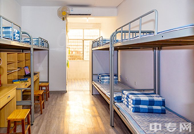 湖南炎培技工学校寝室照片、宿舍环境好不好？