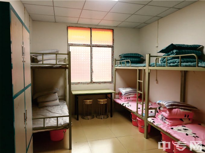 邵阳市里仁中等职业学校寝室照片、宿舍环境好不好？