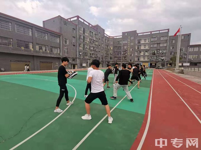湖南省怀化高级技工学校图片、环境怎么样