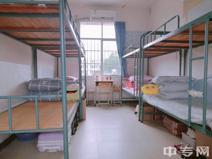 株洲铁路机电职业学校寝室照片、宿舍环境好不好？