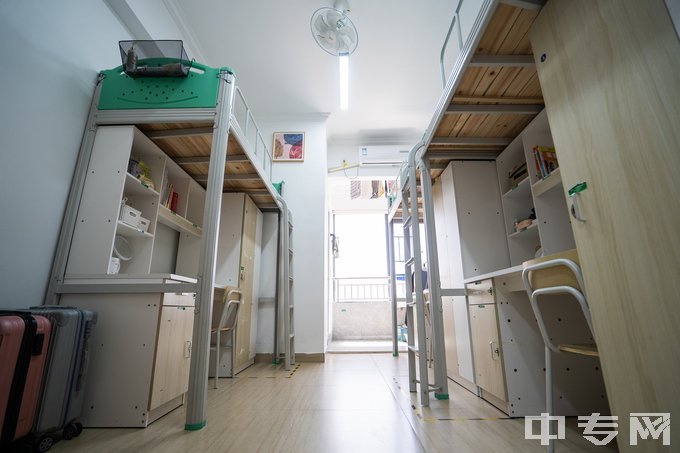 湖南智云技工学校寝室照片、宿舍环境好不好？