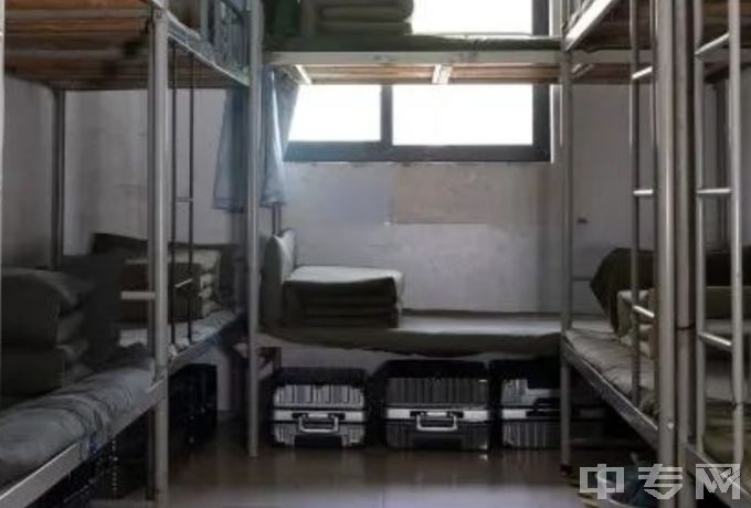 郑州市电子信息工程学校寝室照片、宿舍环境好不好？