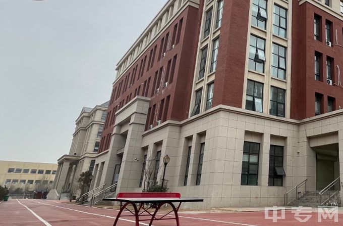 郑州创新科技中等专业学校师资怎么样、学费一年多少