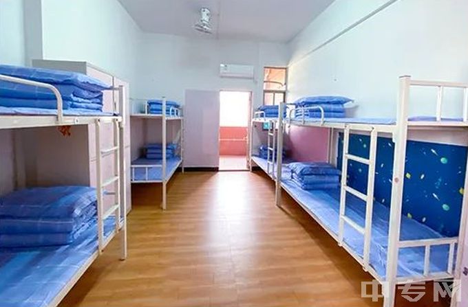东莞市南华职业学校寝室照片、宿舍环境好不好？