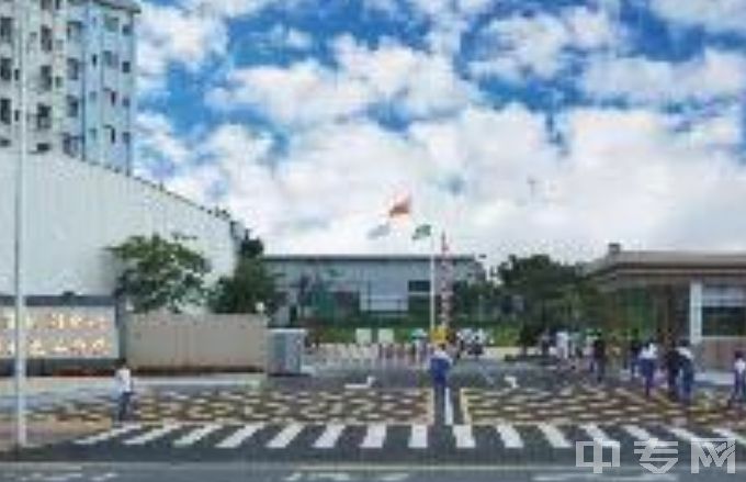 广东省佛山邮电技工学校是公办还是民办学校？