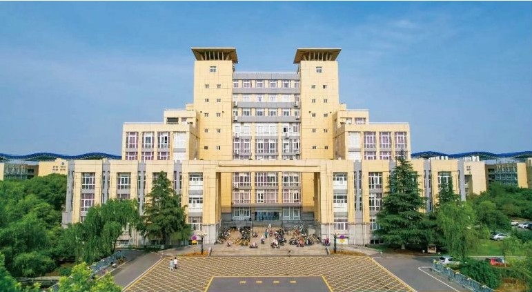 2024年江苏省单招/高考落榜了怎么办?江汉大学全日制自考助学班官方