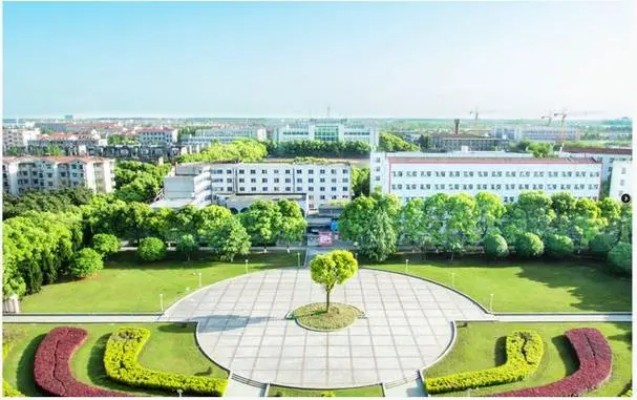 南京市2024高考落榜还能上什么学校？长江大学全日制自考本科助学班——报名入口