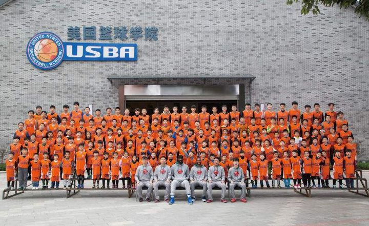 重庆热篮篮球培训学校环境