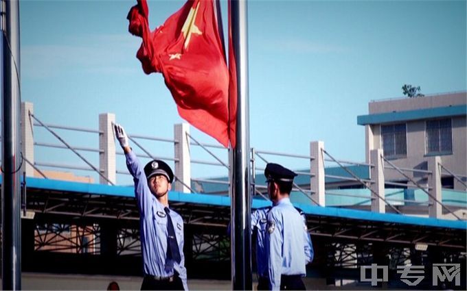 湖南警察学院-升旗仪式