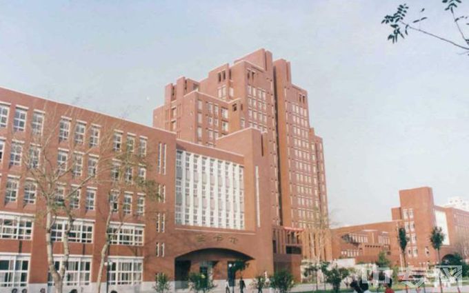 天津医科大学-图书馆1