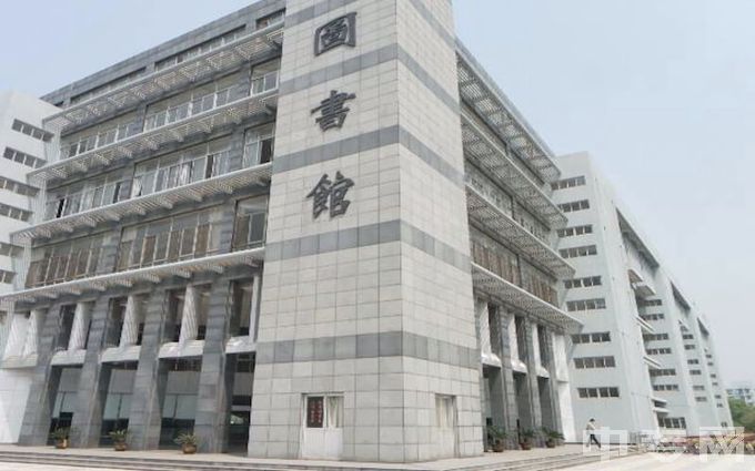 江西科技学院-江西科技学院风光(3)