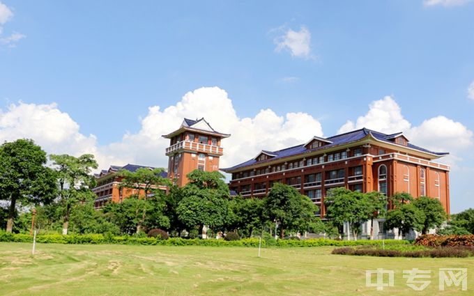 南方医科大学-顺德校区春华堂（教学楼）